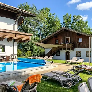 ferienwohnung-bayerischer-wald-pool-sauna-freudensee.com-bavaria.com/