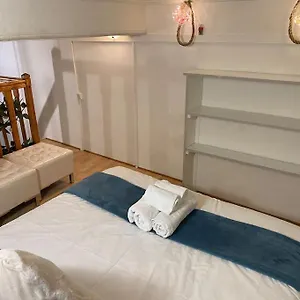https://the-blue.hotels-rhonealpes.com
